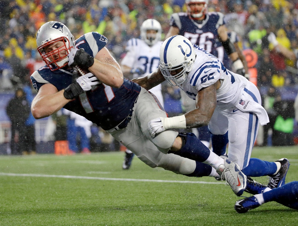 Patriots harness Colts in dominating 45-7 win to advance to Super Bowl
