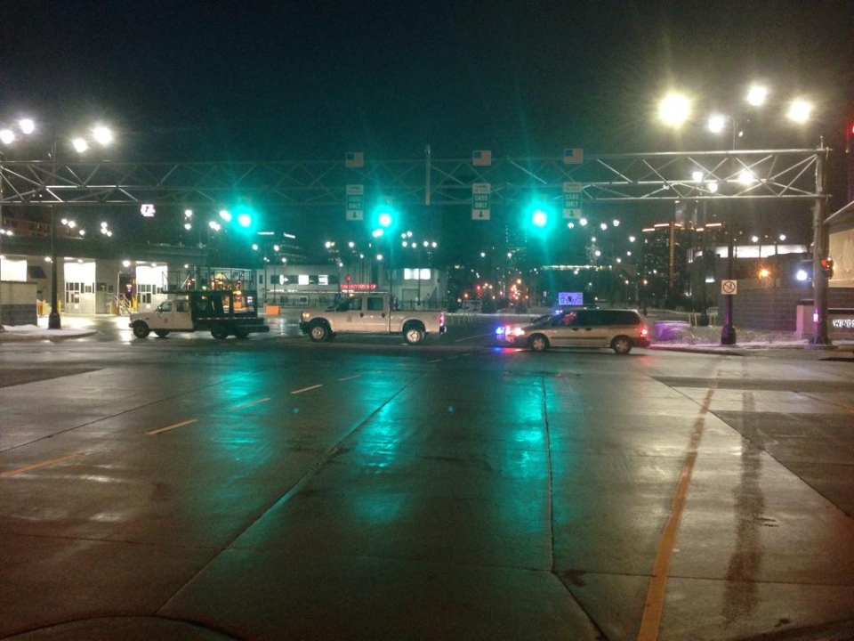 Windsor-Detroit Tunnel suspicious package