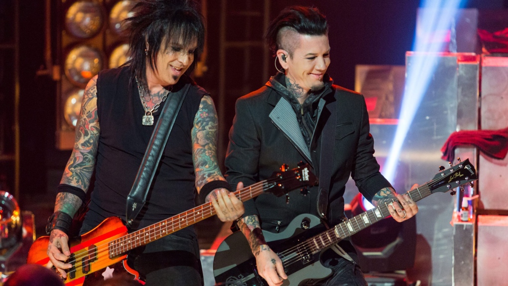 Motley Crue's Nikki Sixx describes being kicked out of Canada in