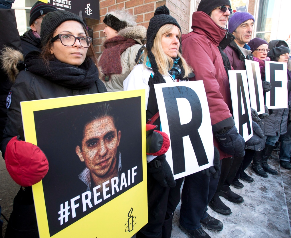 Saudi blogger spared one more week