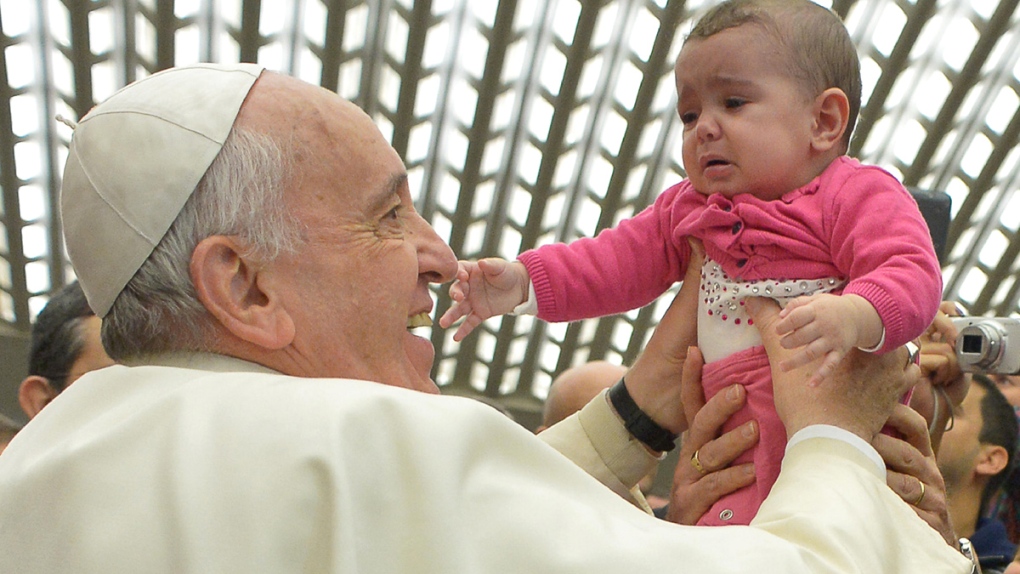 Pope Francis says its ok to 'smack' children
