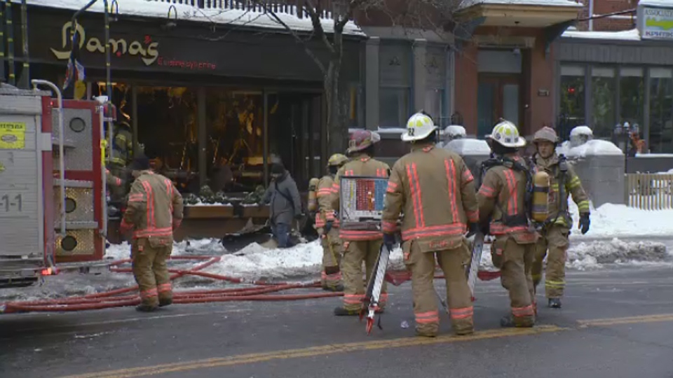 Fire destroys restaurant on Parc Ave.