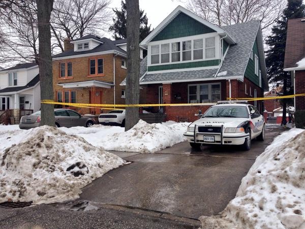 Police are investigating a shooting that took place in the 1200 block of Parent Avenue in Windsor, Ont. on Sunday, February 8, 2015. (Melissa Nakhavoly / CTV Windsor)


