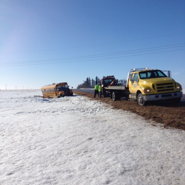 A school bus with 19 Grade 4 students and three adults on board has rolled off an icy highway east of Saskatoon. (Alison Squires/Wadena Times)