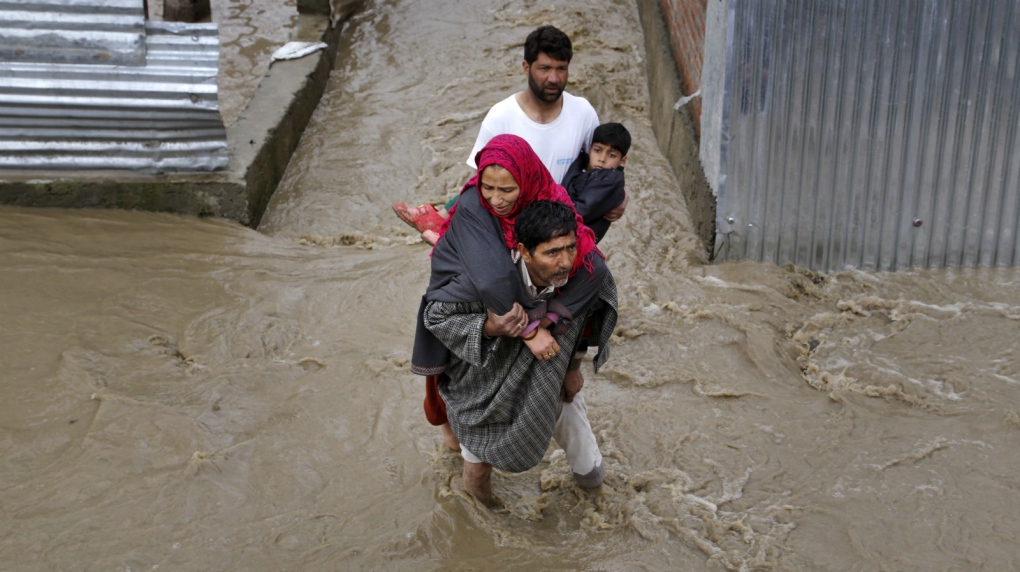 Heavy rain floods parts of Kashmir