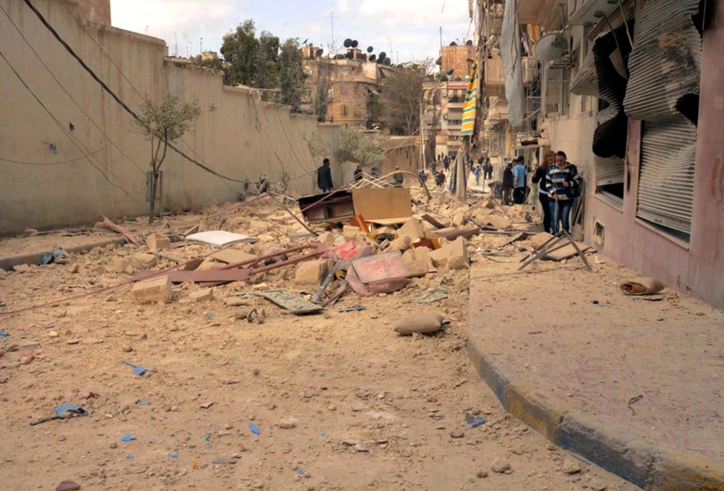 Syrian rebels bomb Aleppo neighbourhood
