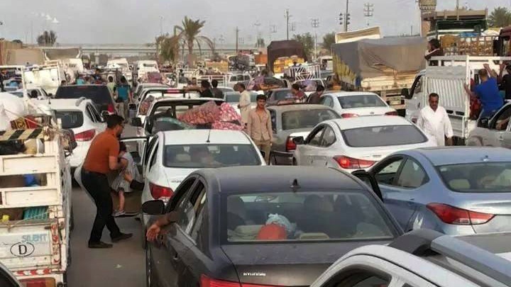 Iraqis flee Ramadi as ISIS advances 