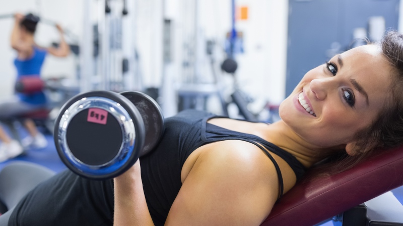 Activate your muscles to the max by benching on an incline of 30 or 45 degrees, suggests a new study. (wavebreakmedia ltd/shutterstock.com)