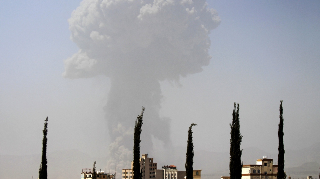 Explosions rock Yemen's capital