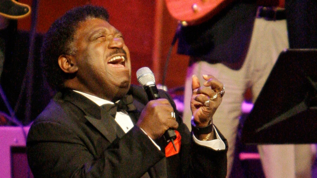 Percy Sledge performs 'When a Man Loves a Woman'