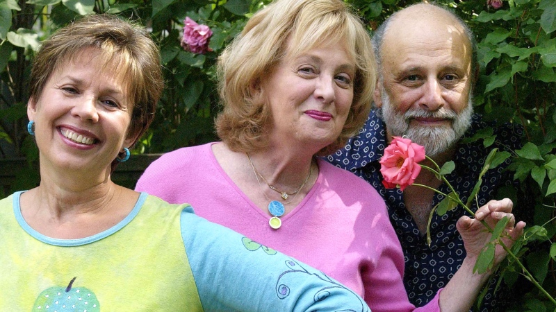 Left to right: Sharon Hampson, Lois Lilienstein and Bram Morrison photographed in Toronto, Tuesday, July 9, 2002. (Aaron Harris / THE CANADIAN PRESS)  
