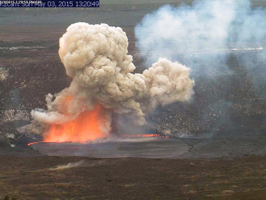 Kilauea volcano experiences crater wall collapse