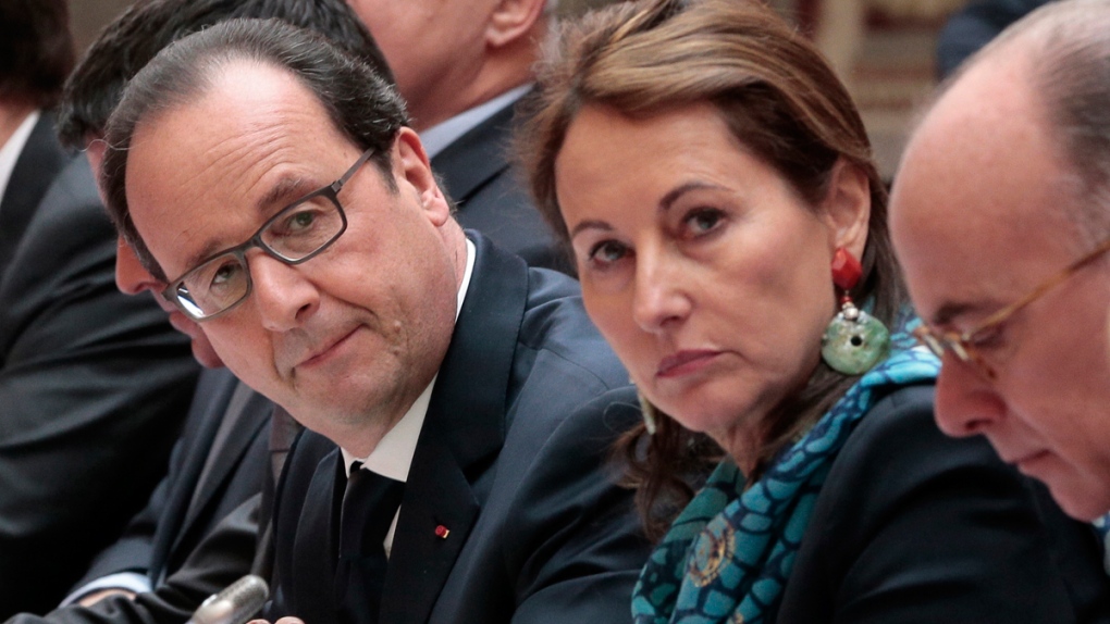 Hollande, left, and Segolene Royal, centre