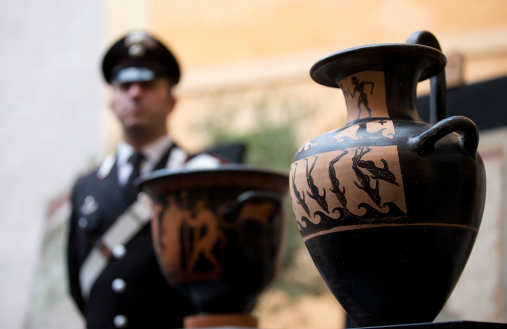 U.S. returns ancient artifacts to Italy