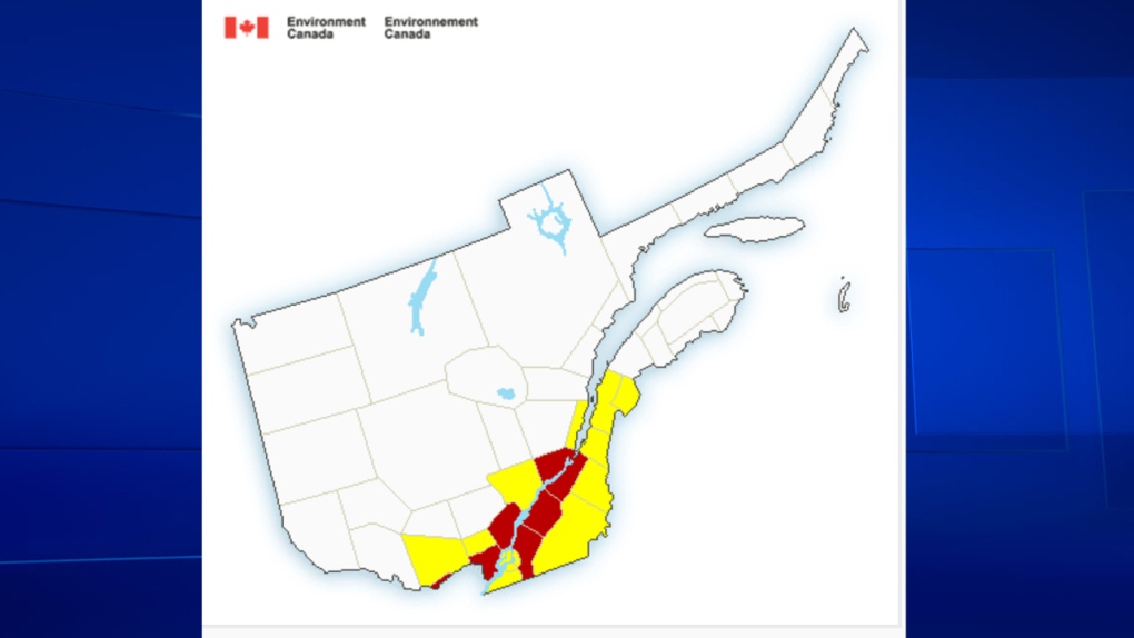 Thunderstorms moving toward Montreal