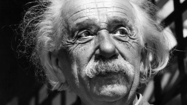 Albert Einstein: Naskah langka untuk dilelang
