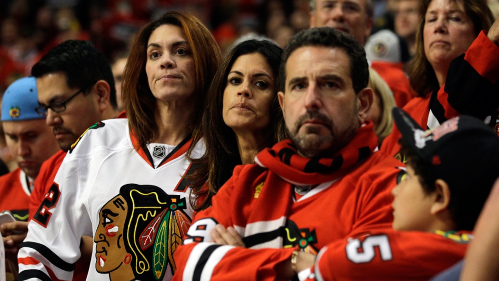 Blackhawks Fans Show That Chicago Can Love a Winner, Too - The New