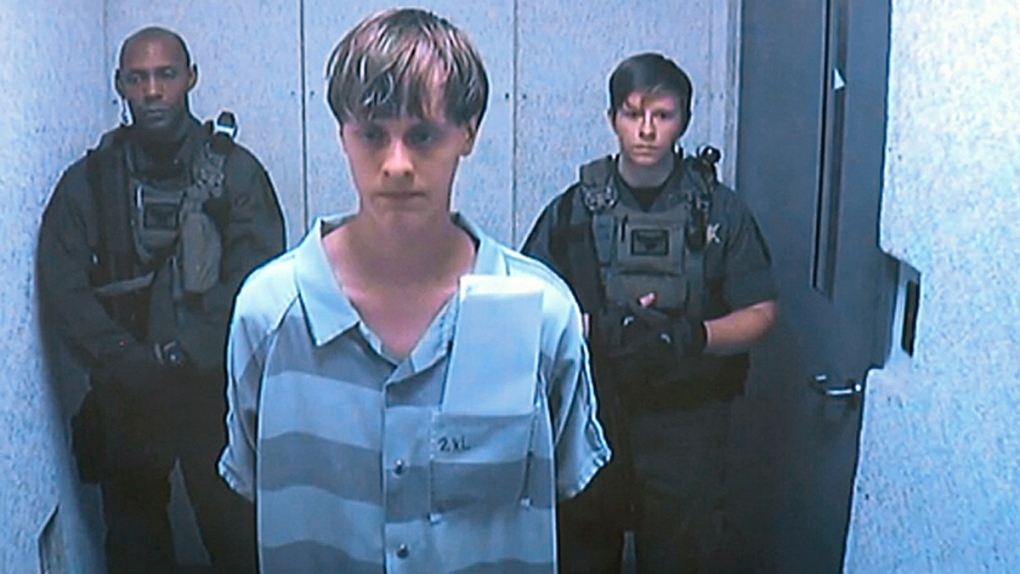 Dylann Roof appears at bond hearing in S.C.