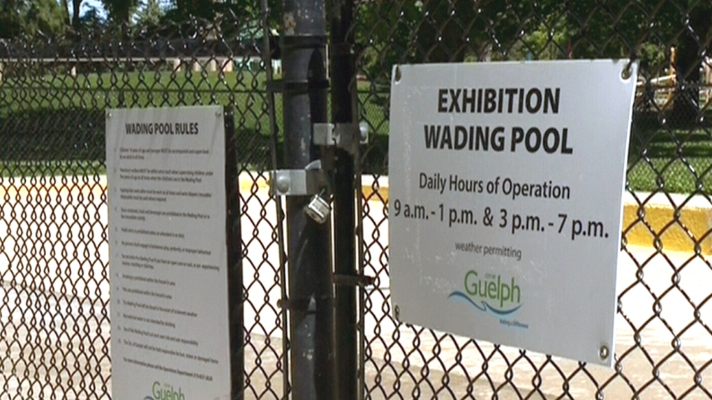 Wading pool rules posted 