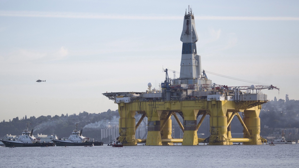 Oil drill rig leaves Seattle