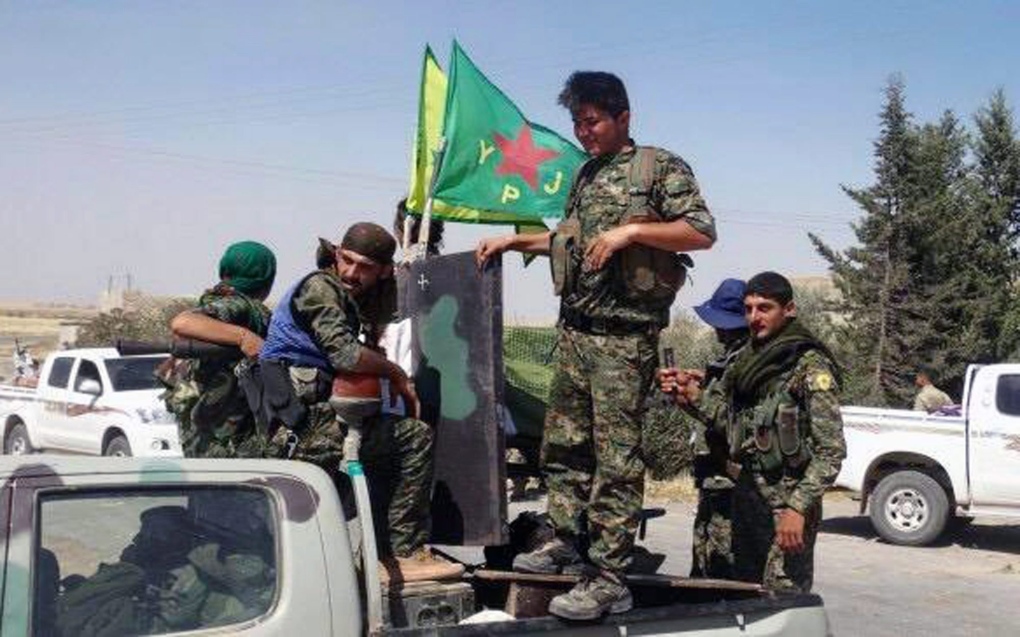 Kurdish fighters in Raqqa