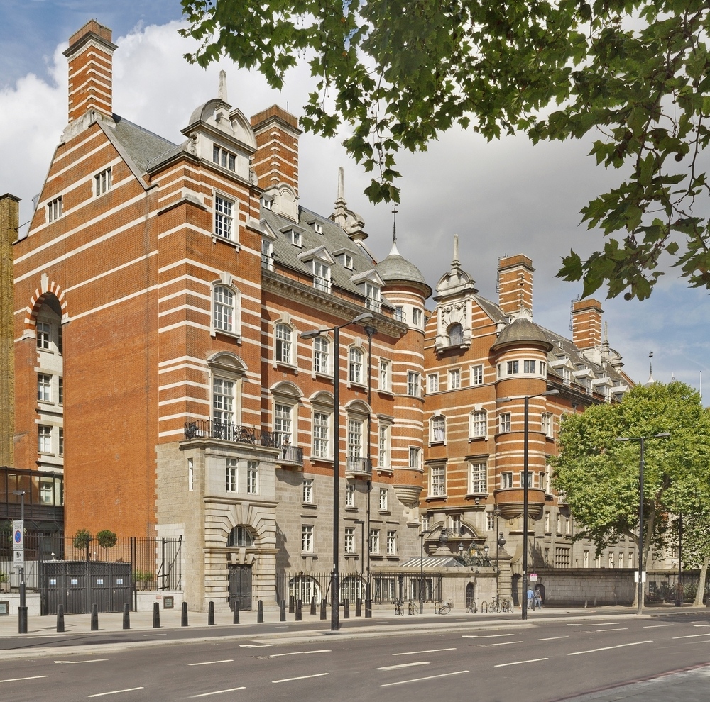 Galliard Complete Great Scotland Yard Hotel