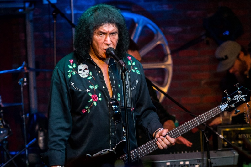 Gene Simmons performs during the 'Music On A Mission' benefit concert held at Lucky Strike Live - Hollywood in Los Angeles on Aug. 15, 2015. (Paul A. Hebert / Invision / AP)