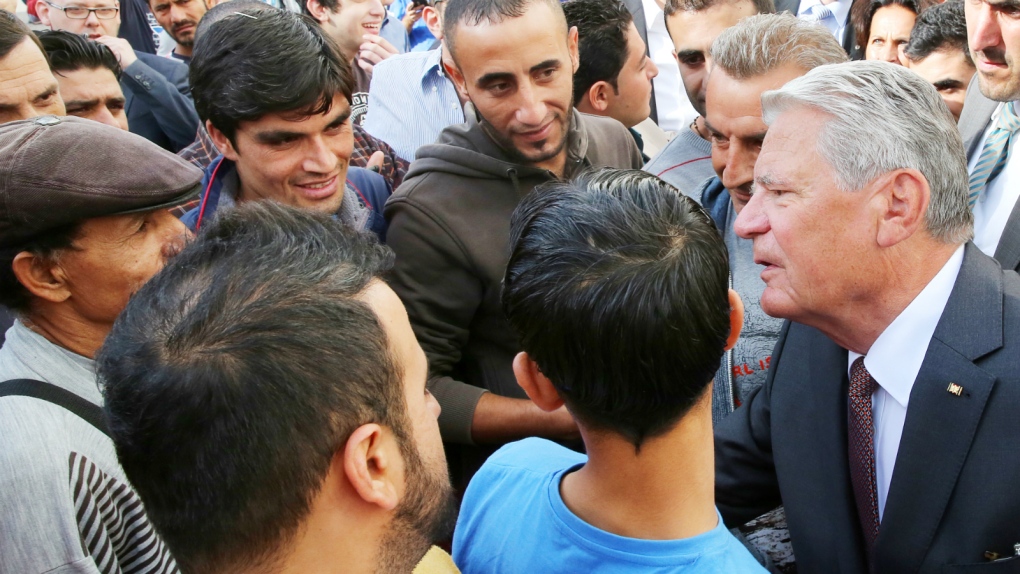 German president visits refugee shelters