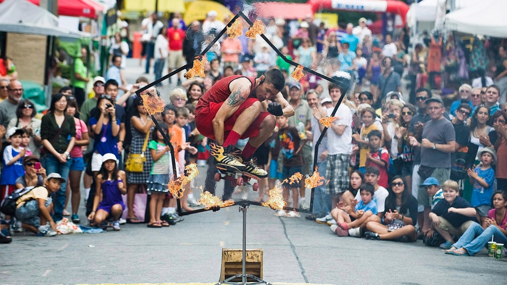 buskerfest performs at 2011 BuskerFest in Toronto