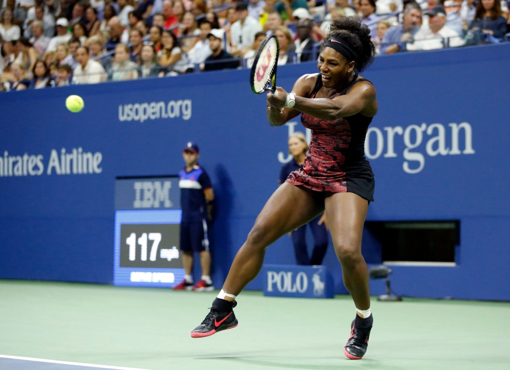 Serena Williams beats Venus in U.S. Open quarters, keeps Grand Slam bid ...