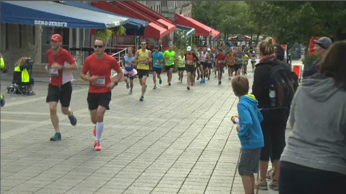 Runners participate in the 25th Montreal marathon 