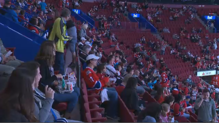 Montreal Canadiens fans at the Red vs White game
