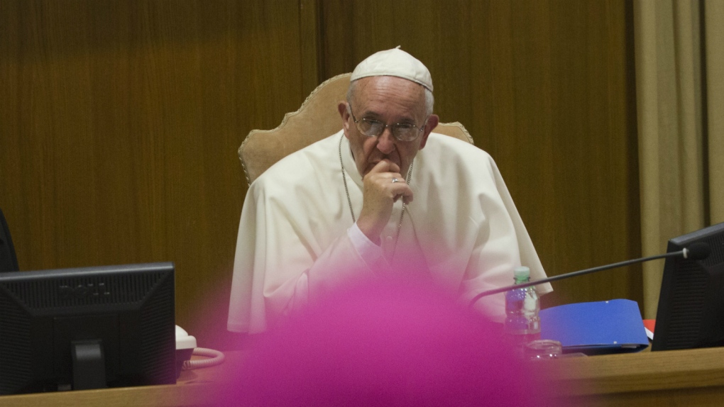 Pope Francis urges bishops to work together