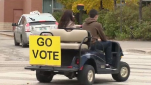 From October 5-8, the U of M Students' Union has dropped off students in rounds of full golf carts at an on-campus Elections Canada office.