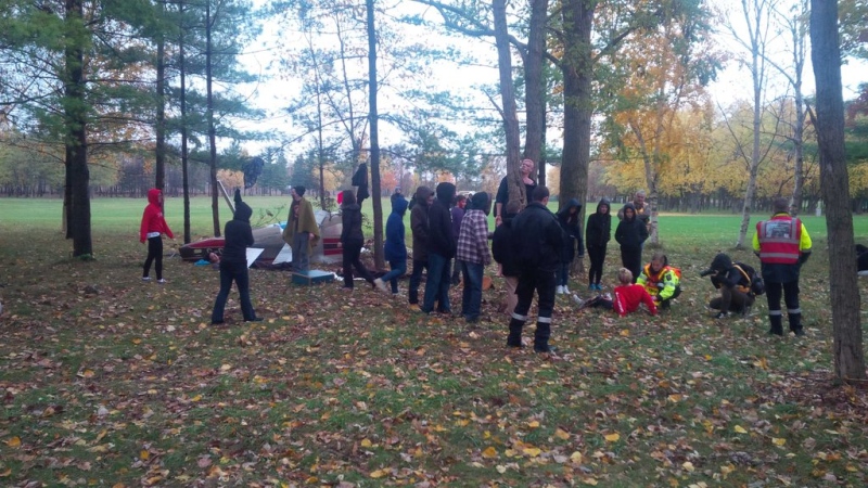 Students deal with emergency situations as part of Fanshawe College's Trauma and Treatment simulation event on Saturday, Oct. 24, 2015 in London, Ont.
(Twitter / Peter Devlin)