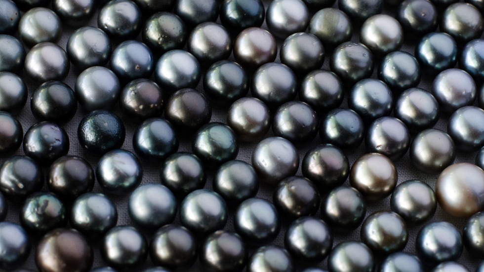 Black pearls