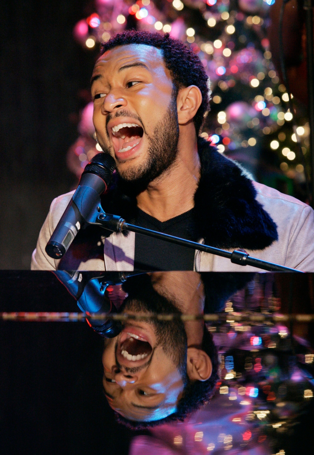 John Legend plays Christmas music