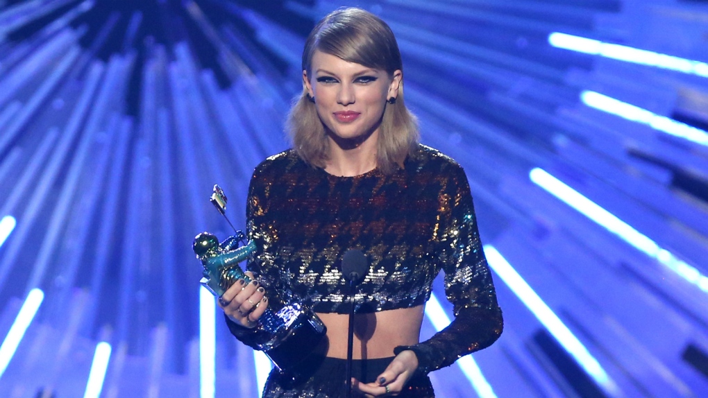 Taylor Swift at MTV VMAs