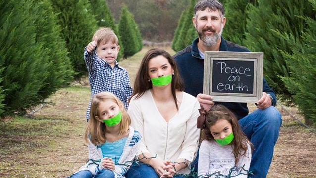 Is Johnson family Christmas card sexist?