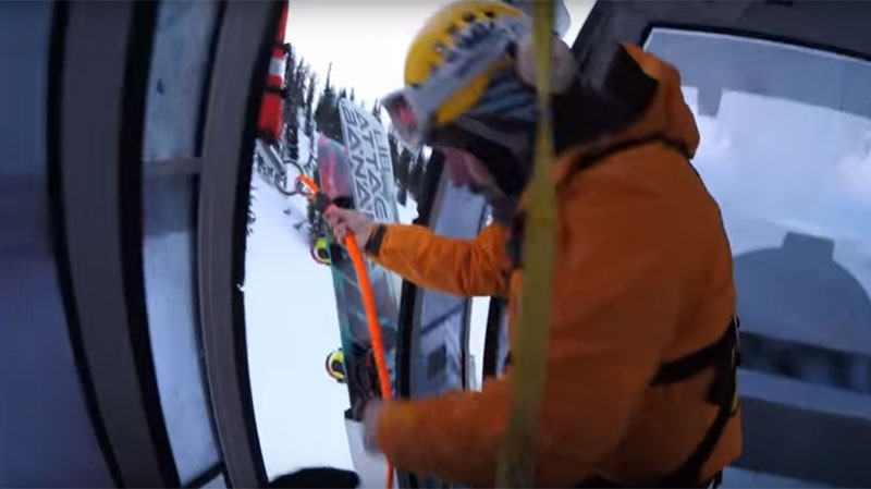 Helicopter rescue from gondola