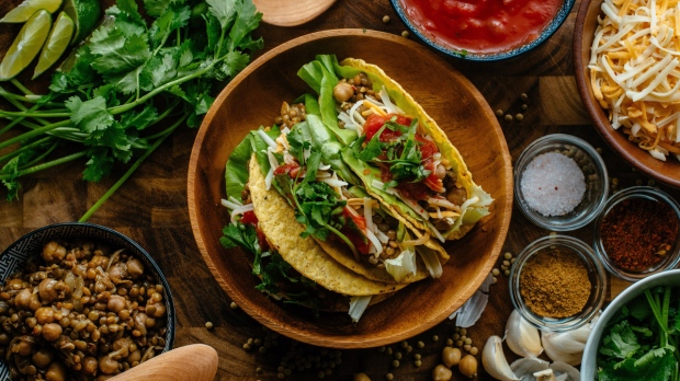 Pulse tacos with lentils, chickpeas
