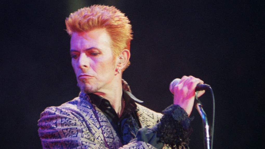 David Bowie performing at Madison Square Garden