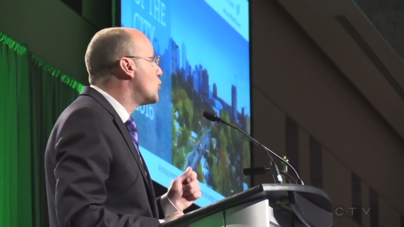 Mayor Matt Brown delivers the State of the City address in London, Ont. on Tuesday, Jan. 26, 2016. (Daryl Newcombe / CTV London)