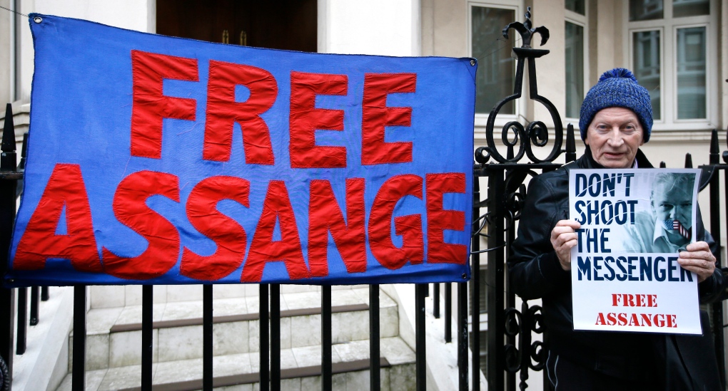 Demonstrator for Julian Assange
