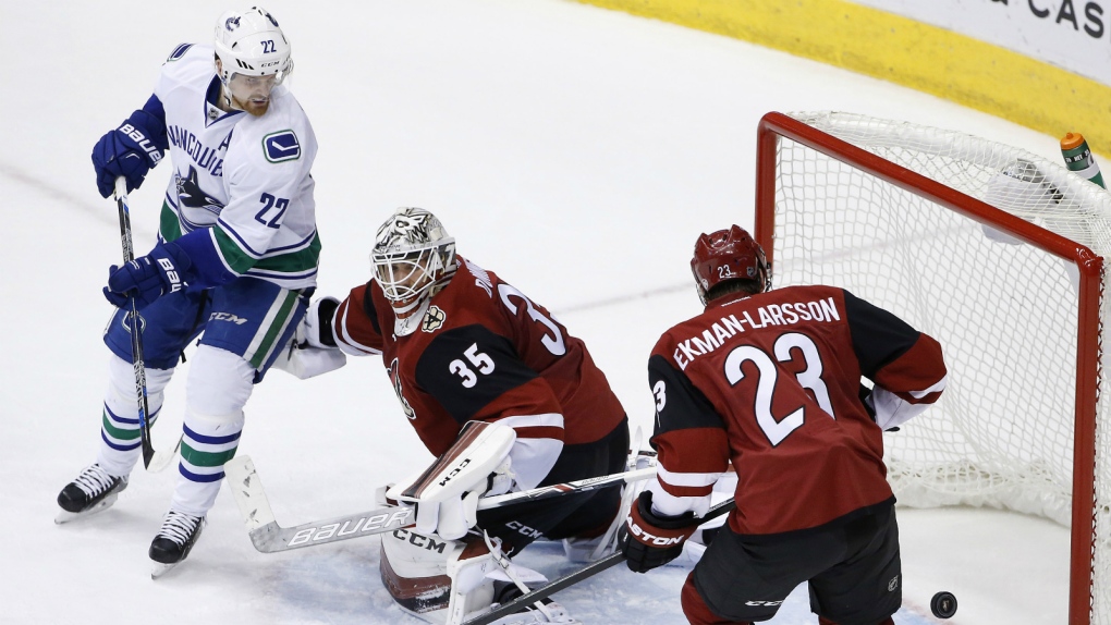 Canucks beat Coyotes in Glendale