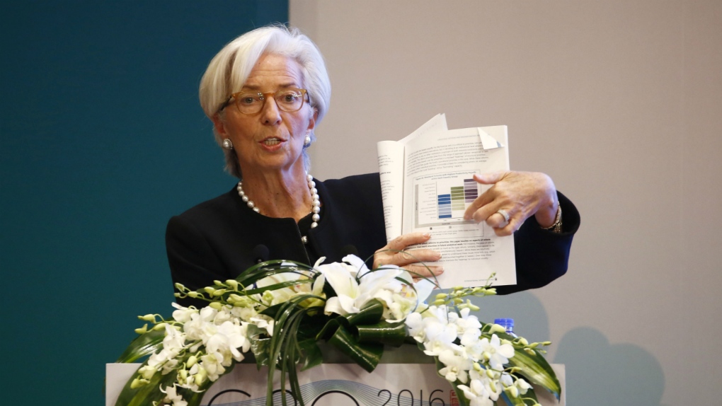 Christine Lagarde calls for economic reforms