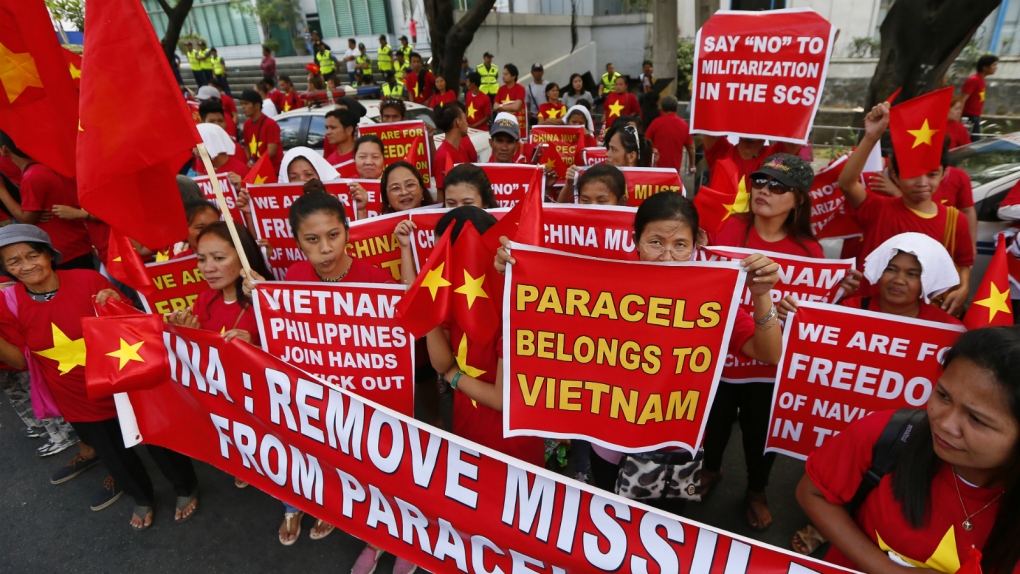 Filipinos protest over China's island building