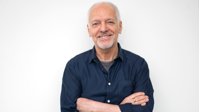 In this Feb. 25, 2016 photo, musician Peter Frampton poses for a portrait in New York. (Photo by Scott Gries/Invision/AP)