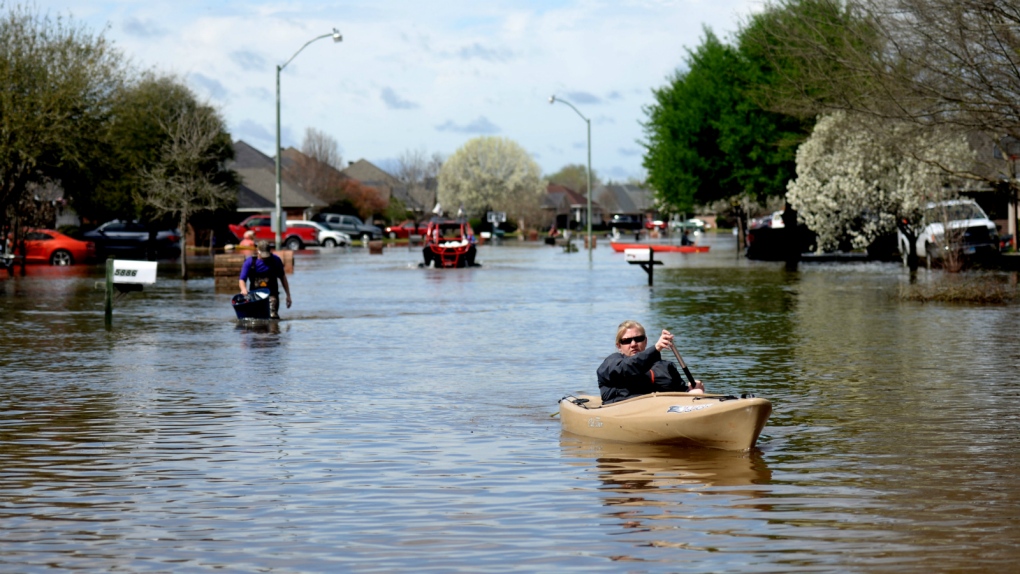 Residents evacuate after Louisiana flooding