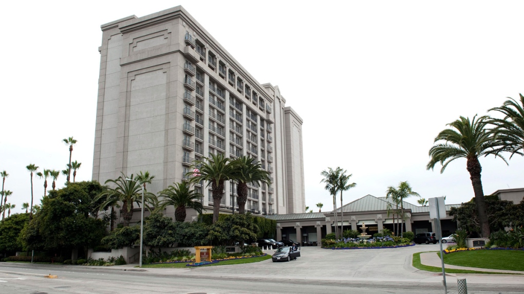 Ritz-Carlton Hotel 